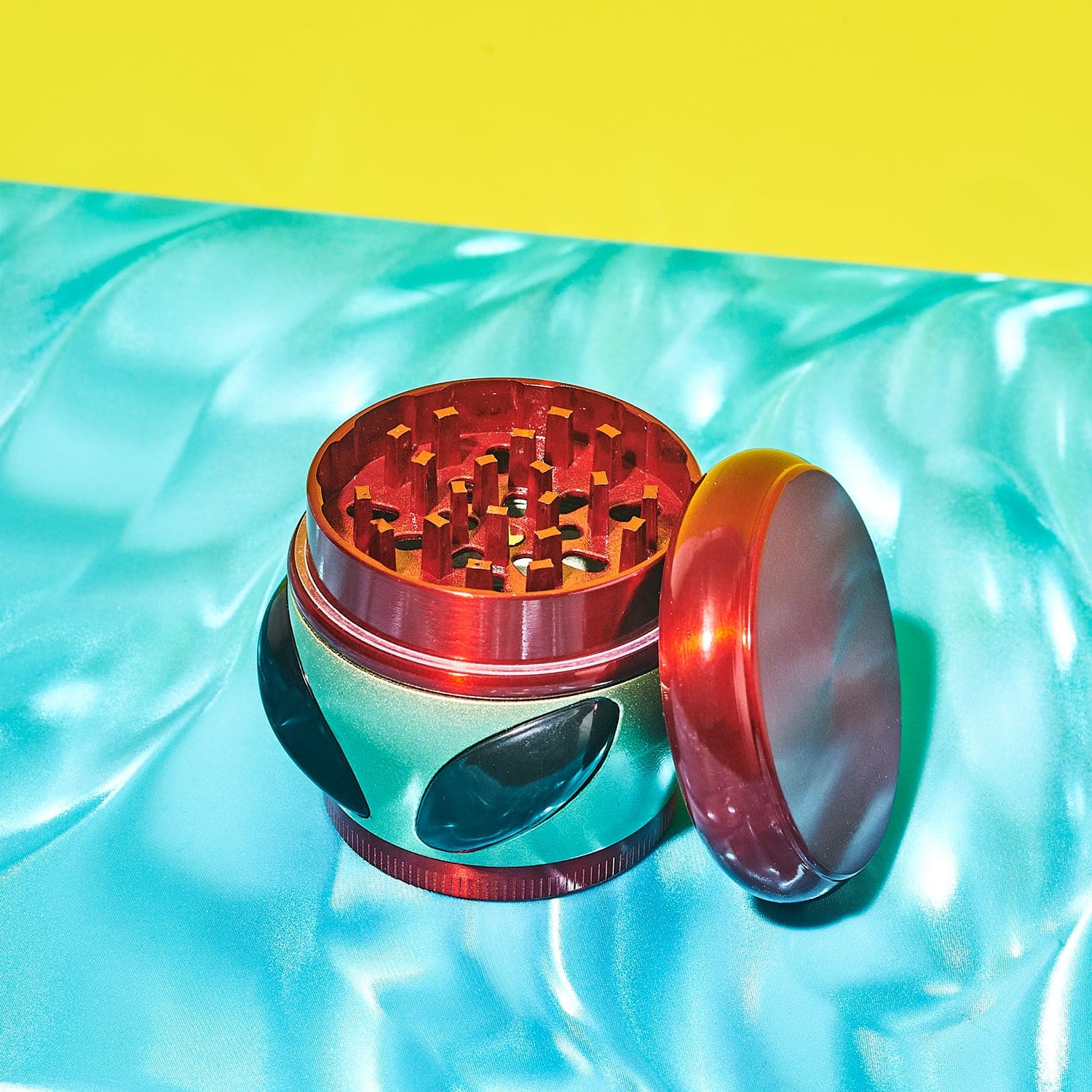 Alien Eyes Grinder - Image 3
