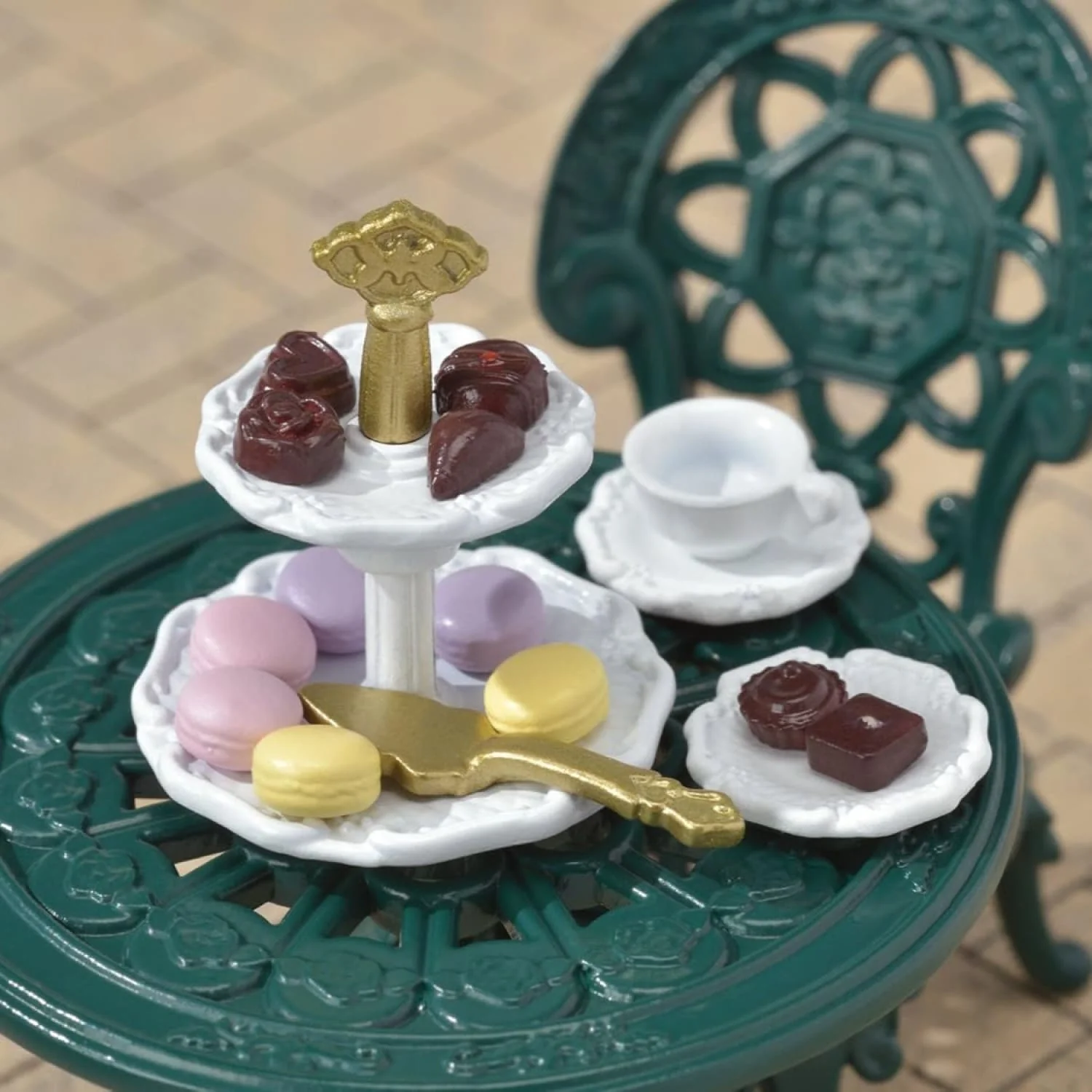 Calico Critters Playset - Tea & Treats - Image 2