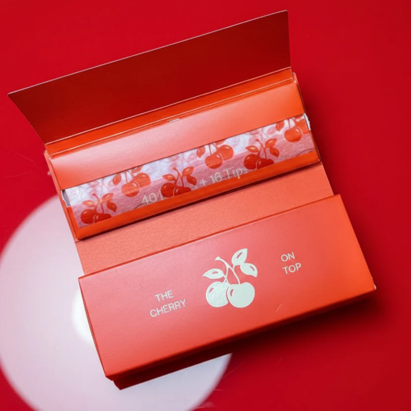 Cherry Wild Rolling Papers Kit - Image 4