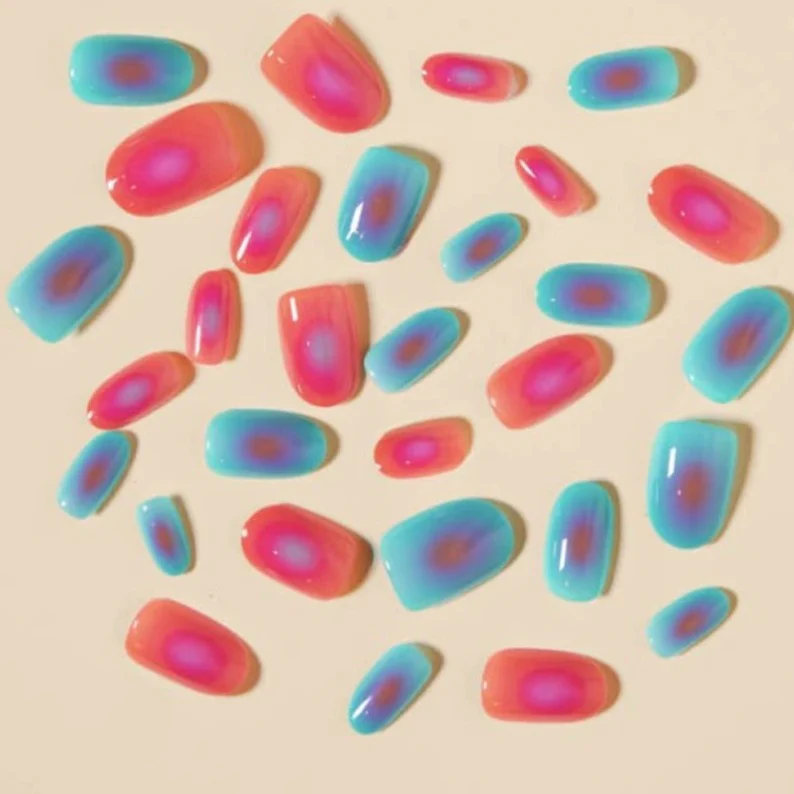 Chill Tips Reusable Press On Nails - Mood Ring - Image 3