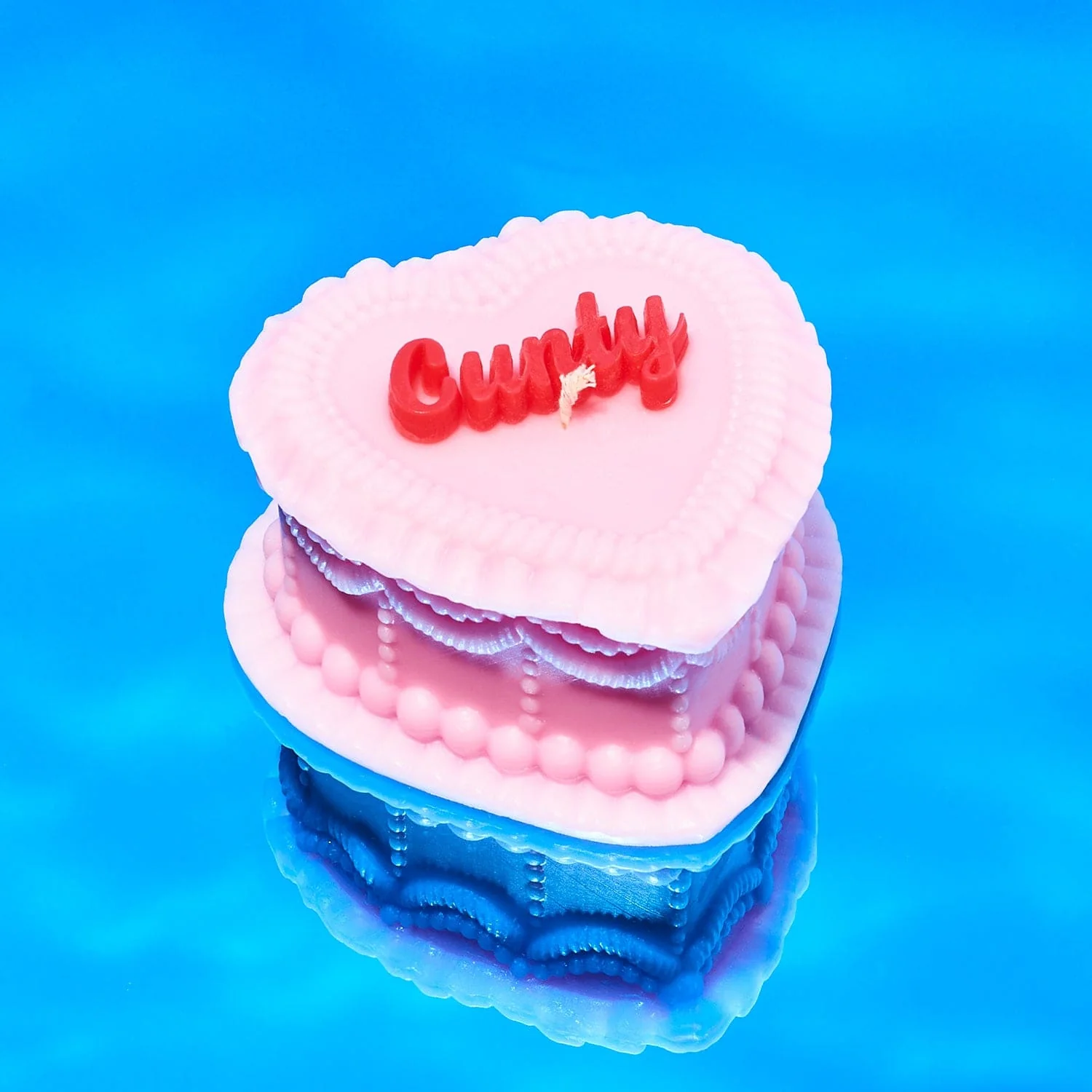 Cunty Heart Cake Candle - Image 5