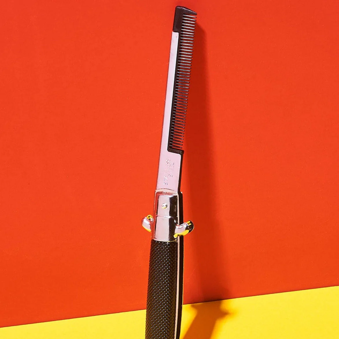 Faux Switchblade Folding Pocket Comb - Image 5