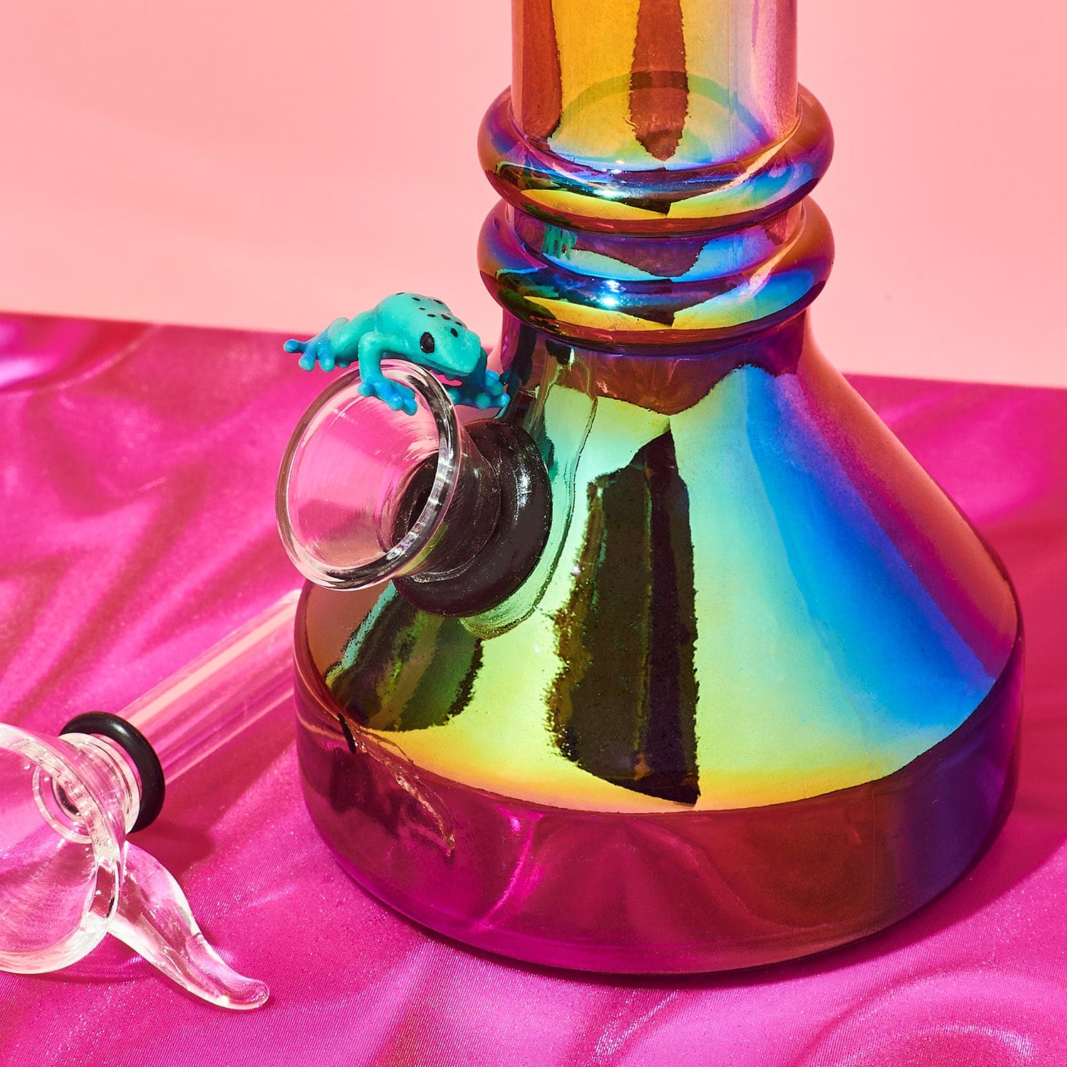 Iridescent Mini Bong - Image 3