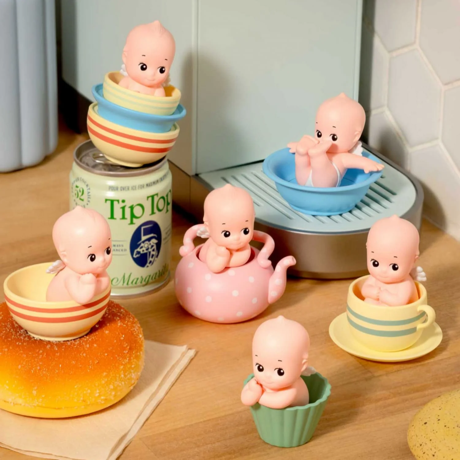 Kewpie Doll in Cups Blind Box