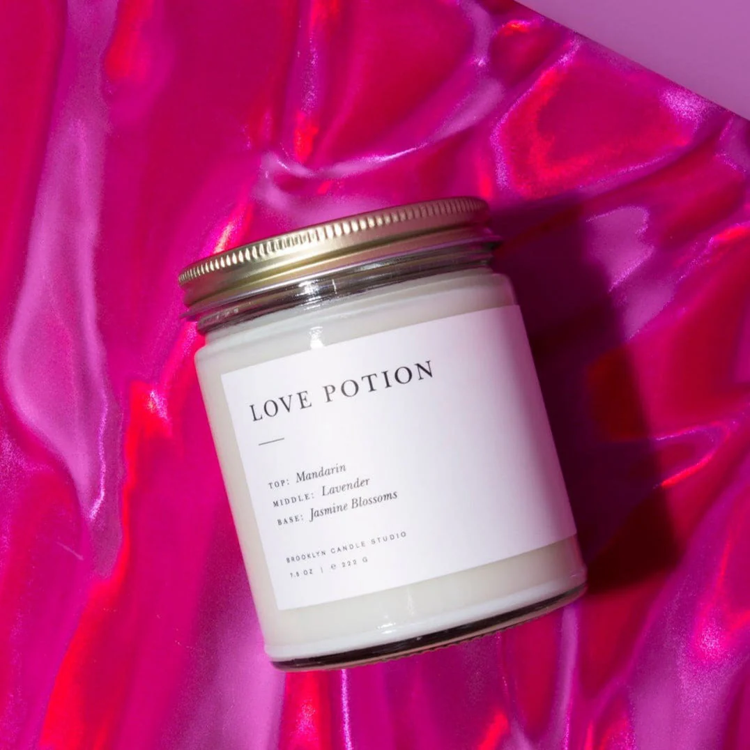 Love Potion Minimalist Candle - Image 2