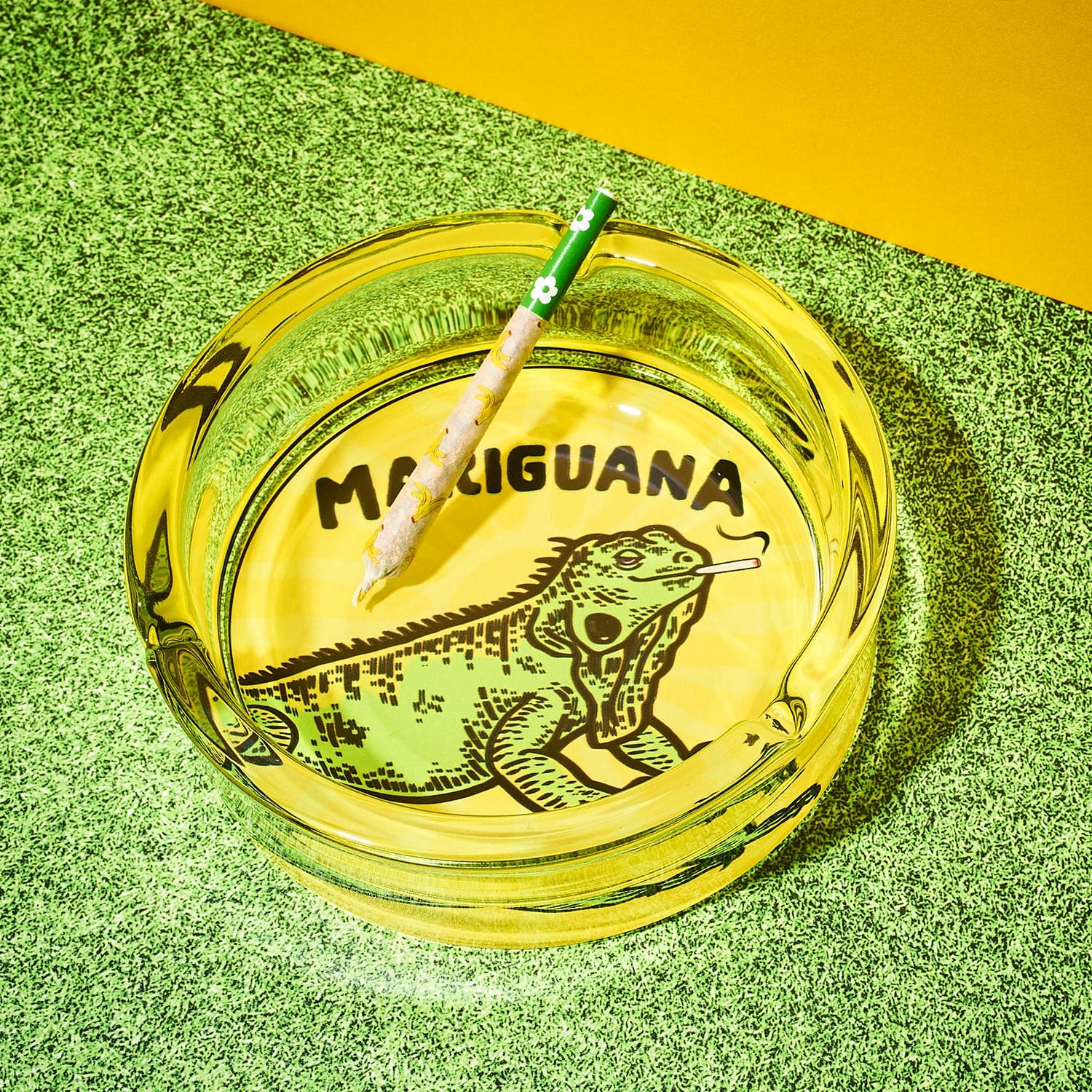 Mariguana Glass Ashtray - Image 2