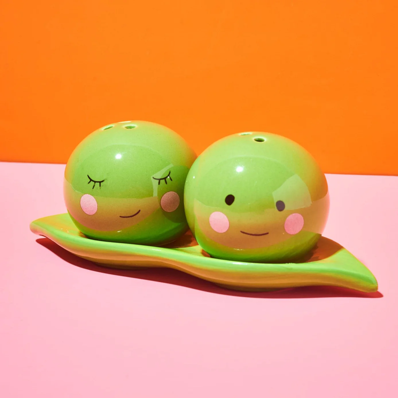 Peas in a Pod Salt and Pepper Shakers