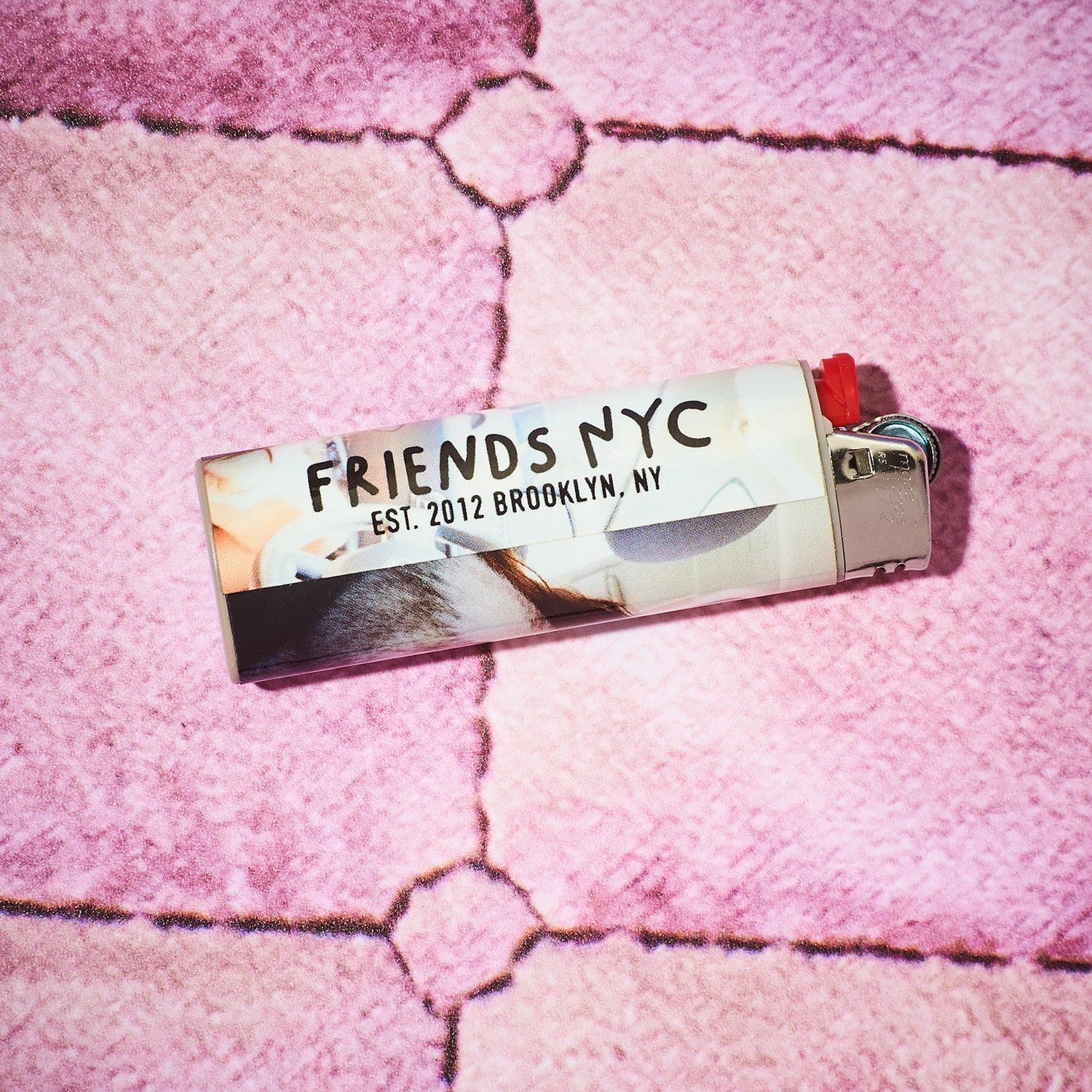 Friends NYC Pop Star Lighter - Lana - Image 4