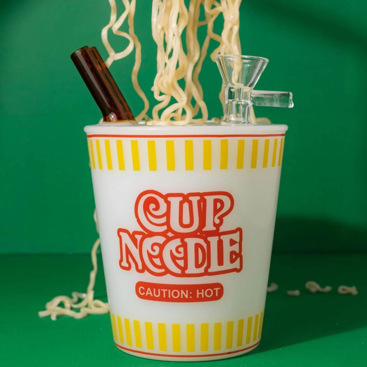 Canna Style Ramen Cup Of Noodles Mini Bong - Image 3