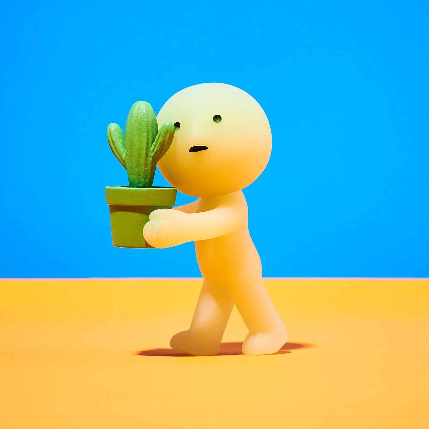 Smiski Mini Figurine - Moving - Image 3