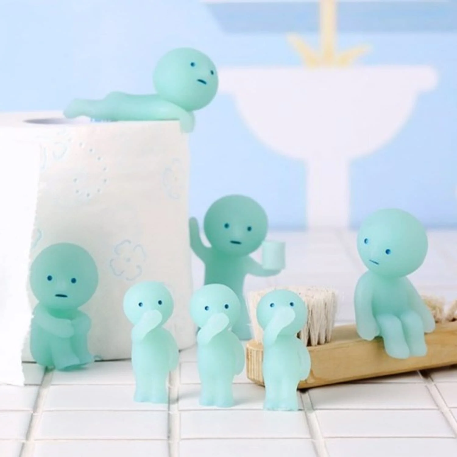 Smiski Mini Figurine - Toilet - Image 2