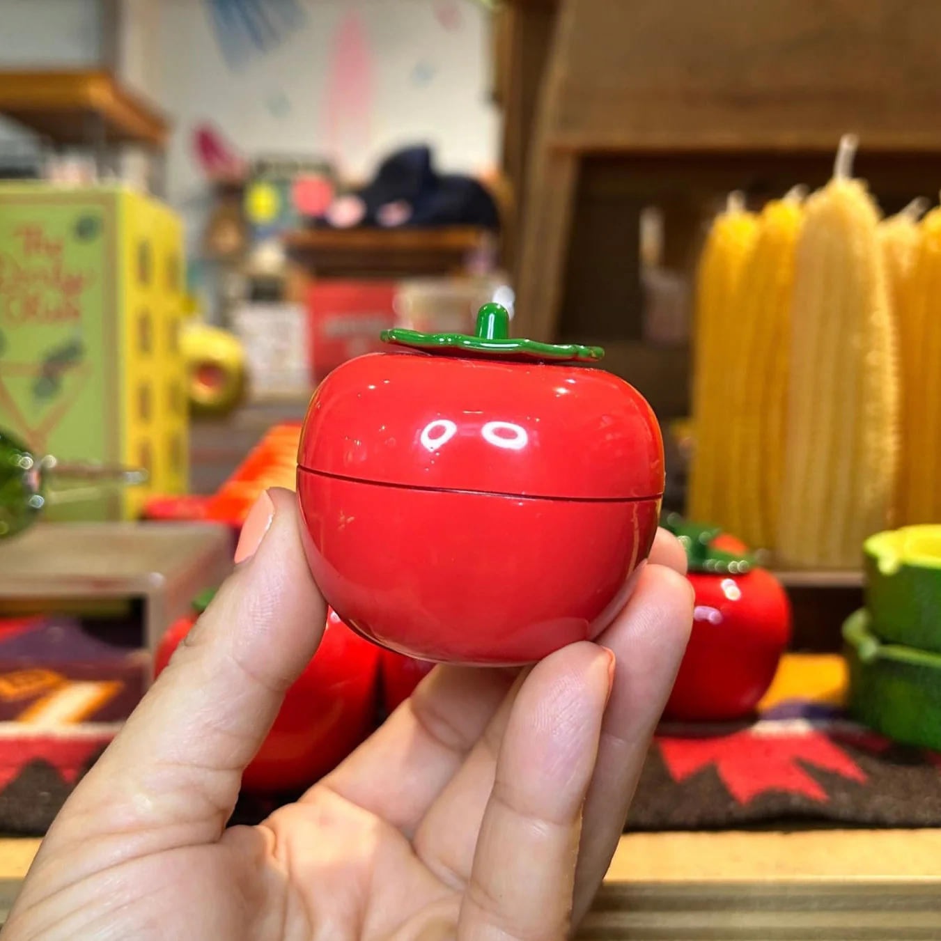 Friends NYC Tomato Grinder - Image 6